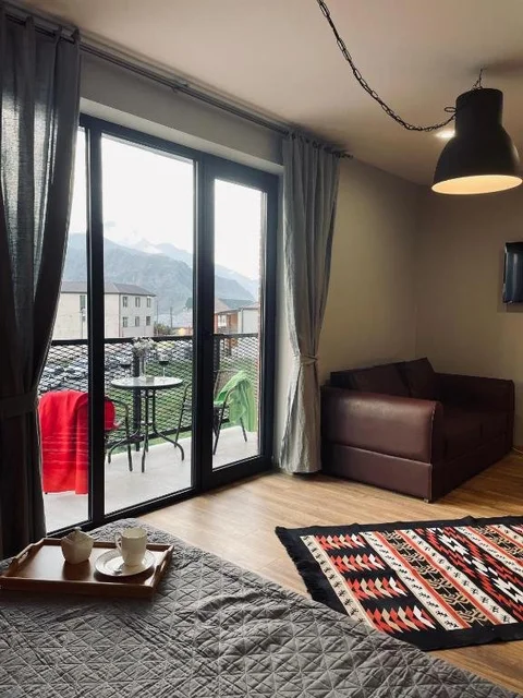 Степанцминда: Kazbegi Stylish Apartment