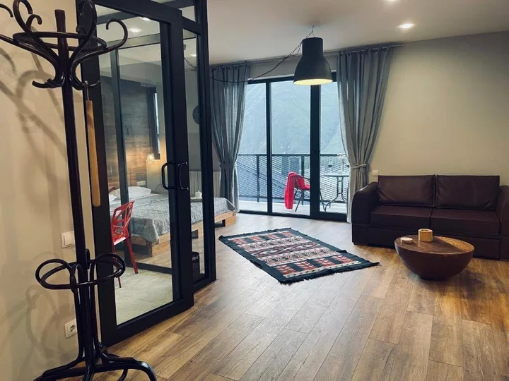 Степанцминда: Kazbegi Stylish Apartment
