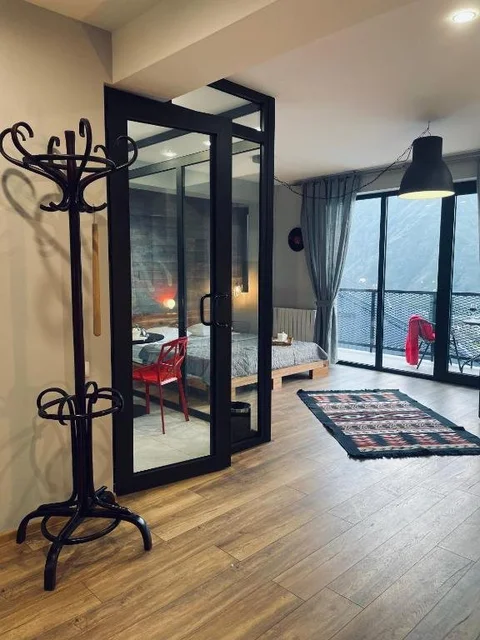 Степанцминда: Kazbegi Stylish Apartment