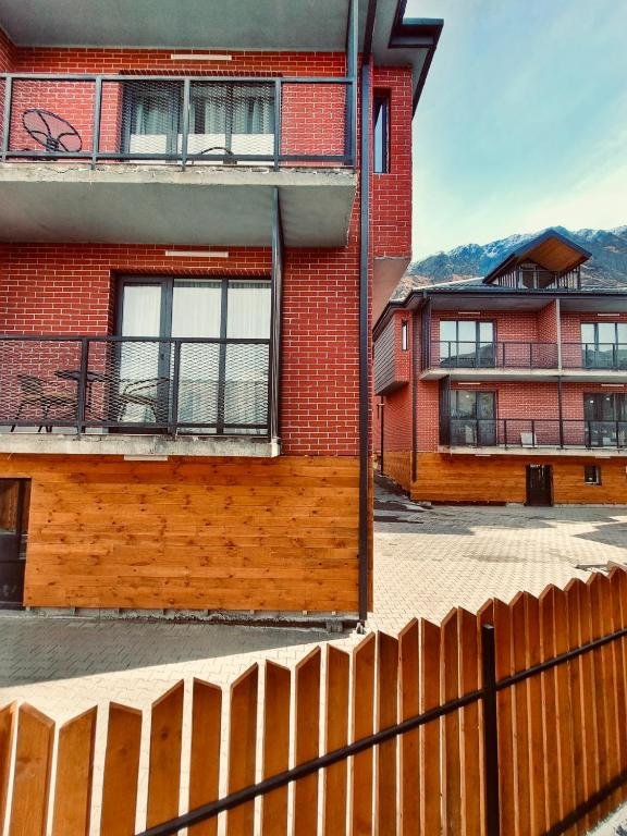 Степанцминда: Kazbegi Stylish Apartment