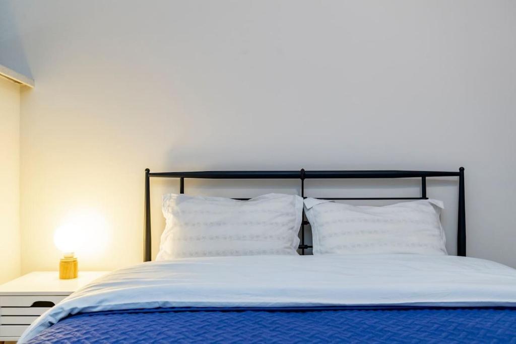 Бакуриани: Stylish Apartment Near Rooms Hotel