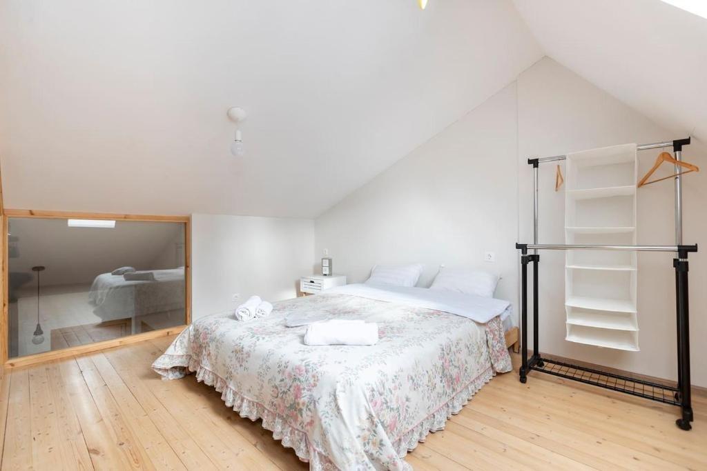 Бакуриани: Stylish Apartment Near Rooms Hotel