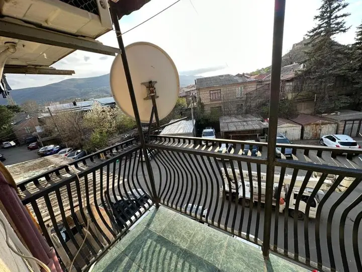 carousel image 0