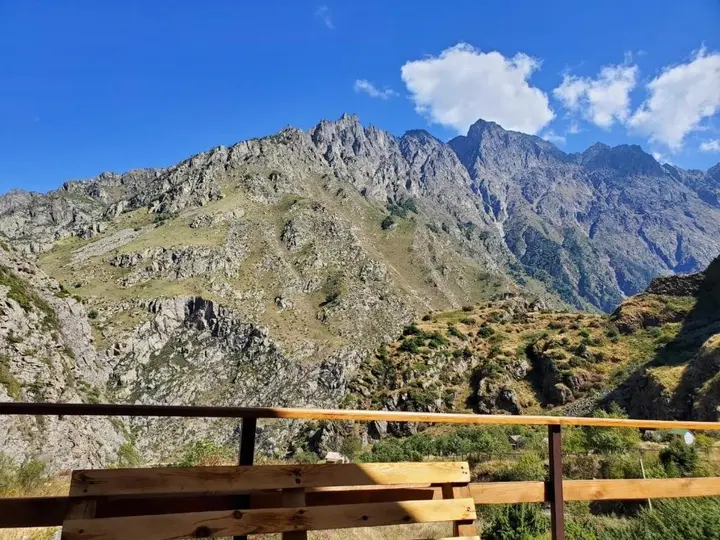 Степанцминда: Off Inn Kazbegi - cottages