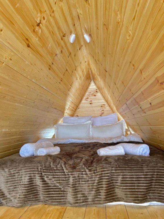 Степанцминда: Гостевой дом Twin cottages kazbegi