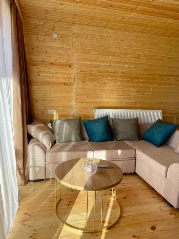 Степанцминда: Гостевой дом Twin cottages kazbegi