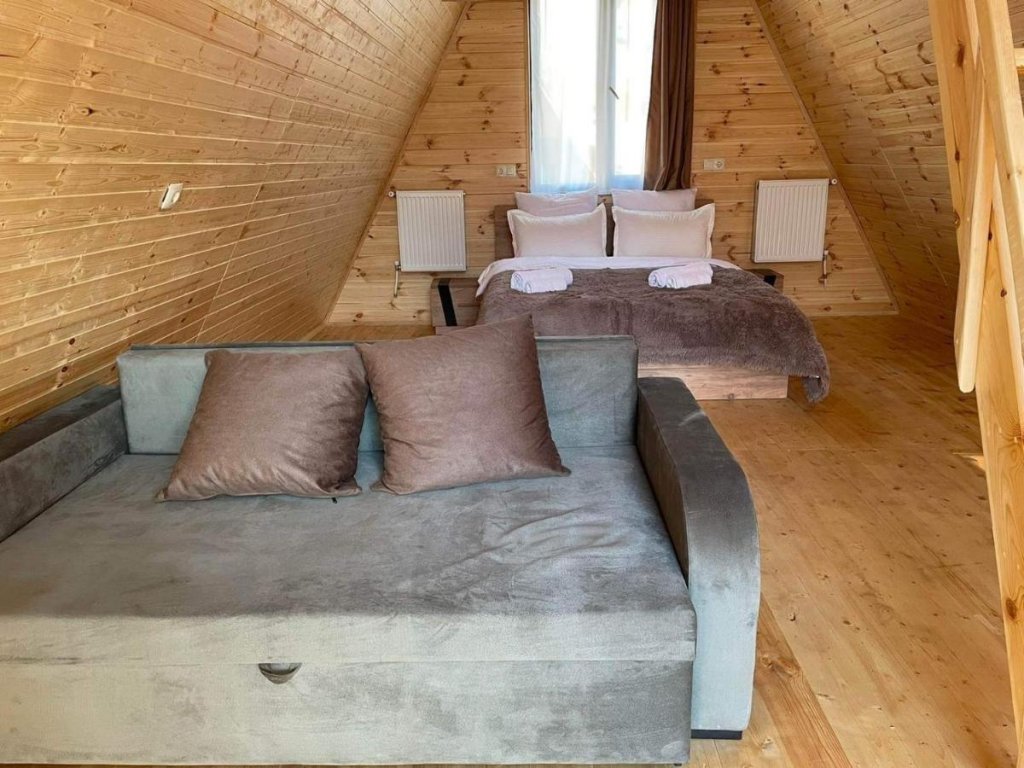 Степанцминда: Гостевой дом Twin cottages kazbegi