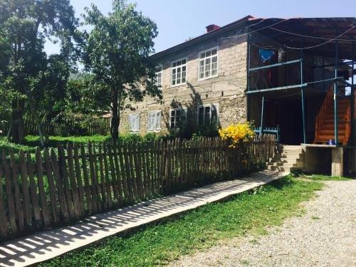 Местиа: Zuriko Kakhiani's Guest House