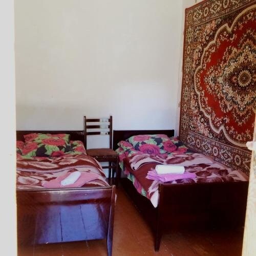 Местиа: Guest House in Bagvdanari