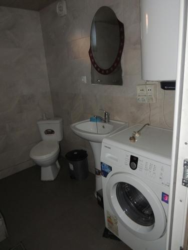 Местиа: Maizer Qaldani Guesthouse