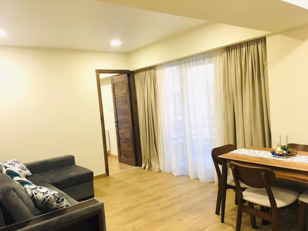 Бакуриани: Apartamenti Bakuriani INN