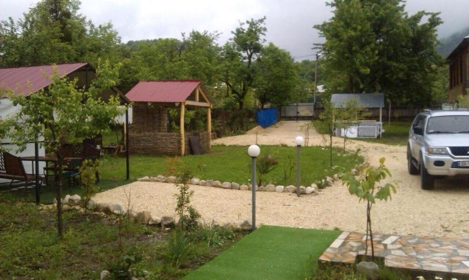 Амбролаури: Guest House Shavnabada