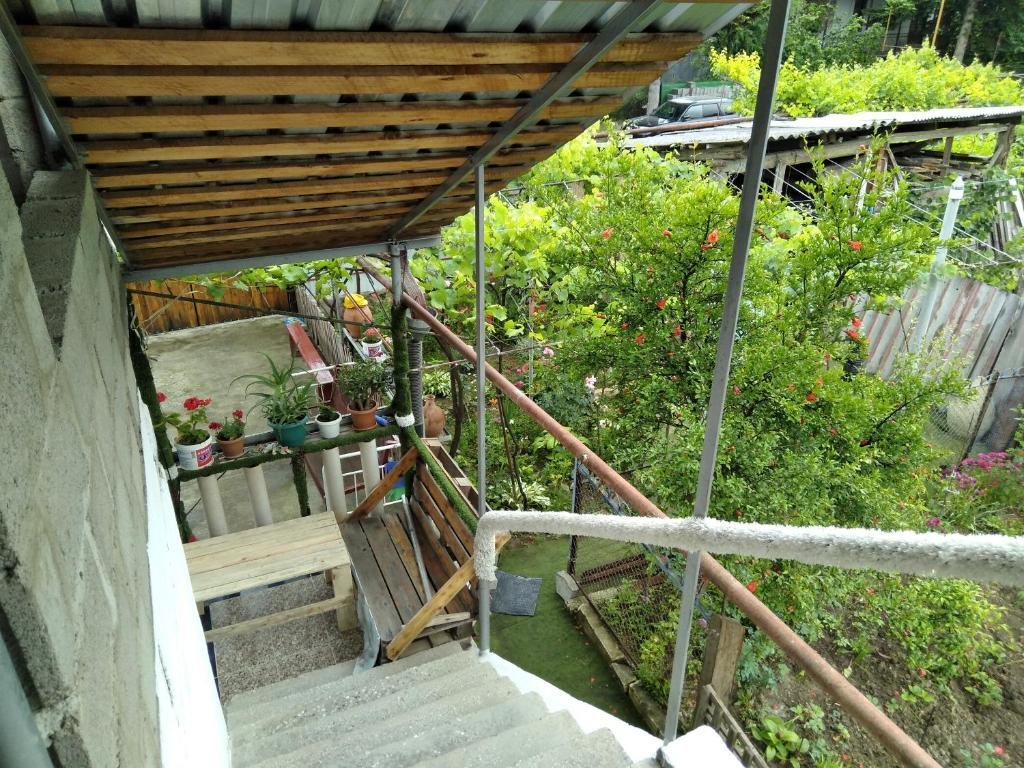 Амбролаури: Chelo Guesthouse