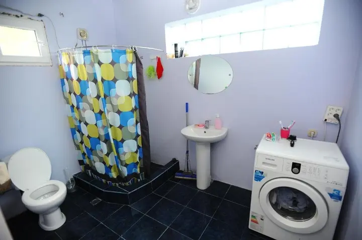 Амбролаури: Chelo Guesthouse