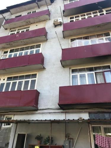 Амбролаури: Ano's Place