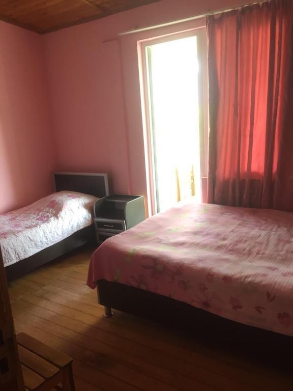 Уреки: Nino Guest House