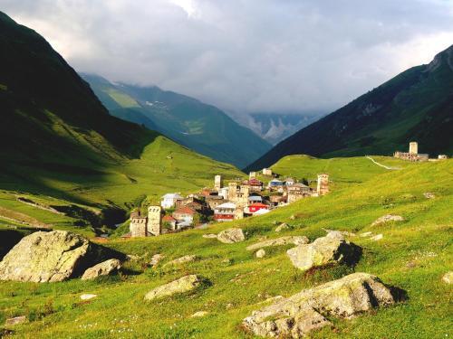 Ушгули: Ushgulitour`s Guesthouse