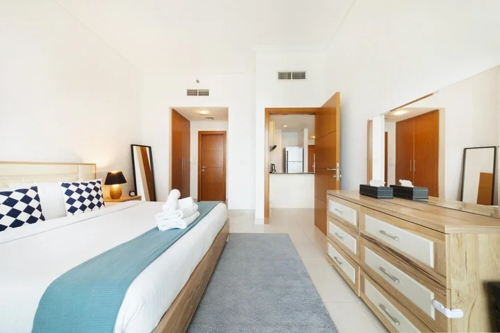 Дубай: One Bedroom Ocean Heights Dubai Marina