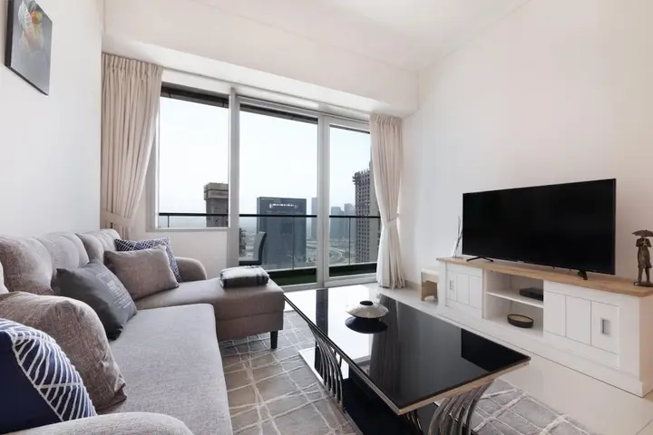 Дубай: One Bedroom Ocean Heights Dubai Marina