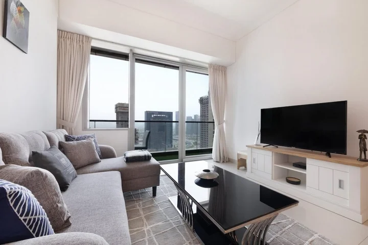 Дубай: One Bedroom Ocean Heights Dubai Marina