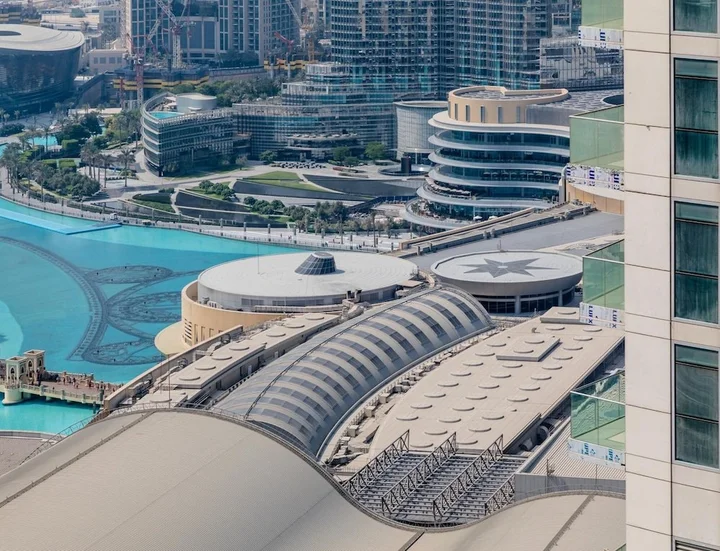 Дубай: Luxury Urban Retreat w Burj Khalifa Views