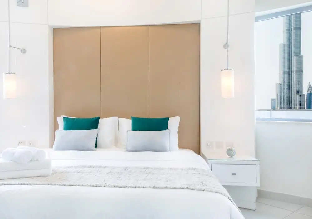 Дубай: Luxury Urban Retreat w Burj Khalifa Views