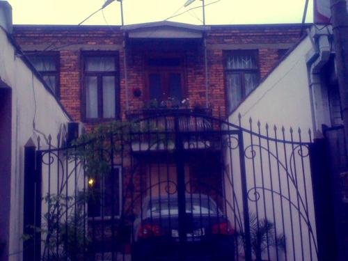Зугдиди: Irma's Garden Inn
