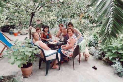 Irma's Garden Inn — фото 4