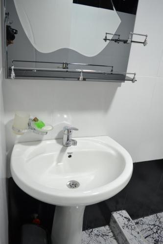 Удабно: One Mini Hotel