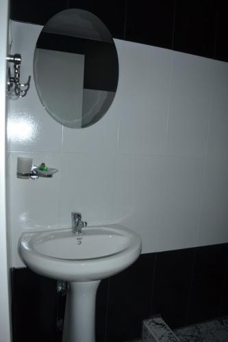 Удабно: One Mini Hotel