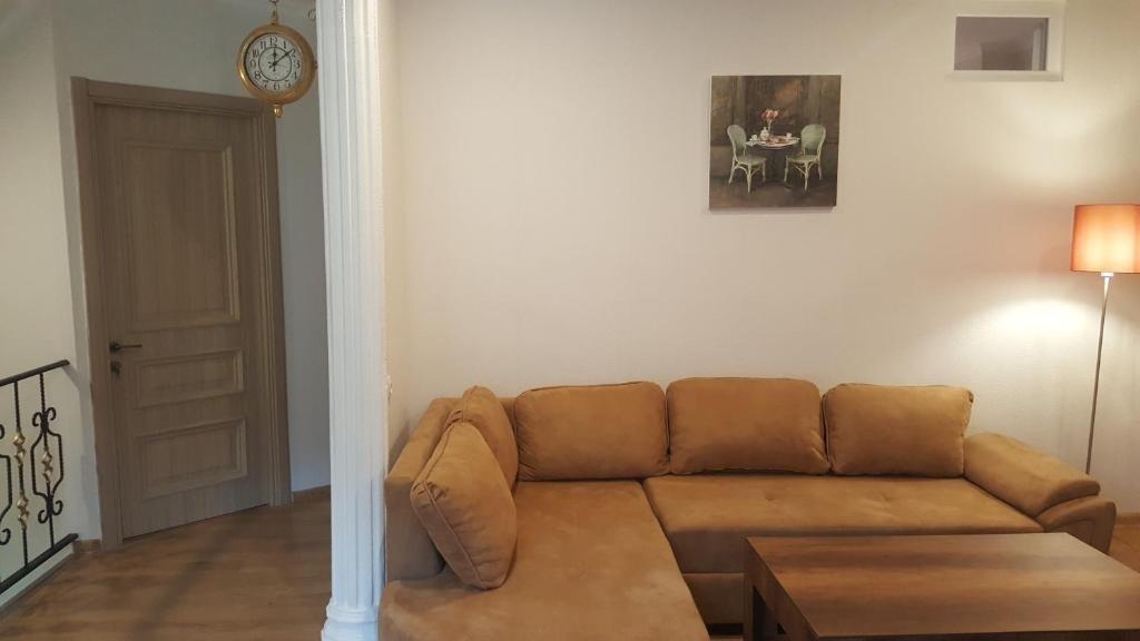 Боржоми: Karlsson Borjomi Apartment.