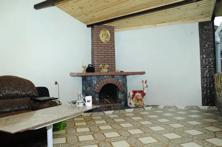 Боржоми: Guest House IVO