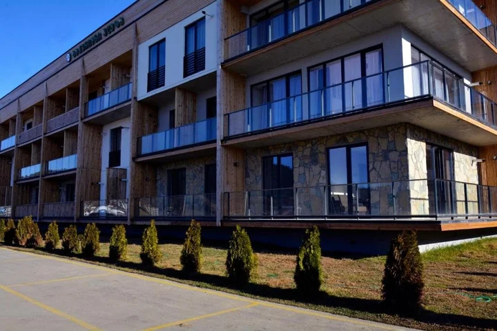 Бакуриани: Hotel Bakuriani Plaza