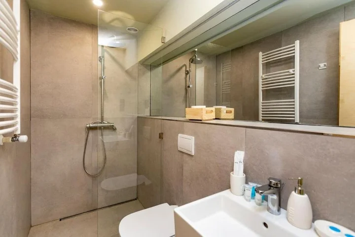 Бакуриани: ❆Specious & Stylish Hotel Apartment Near Rooms Hotel in Bakuriani ❆