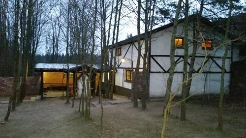 Ратомка: Agrousadba Amber