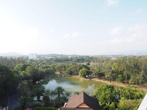 Муанг: Sugarpalm Suan Luang by Nongrit