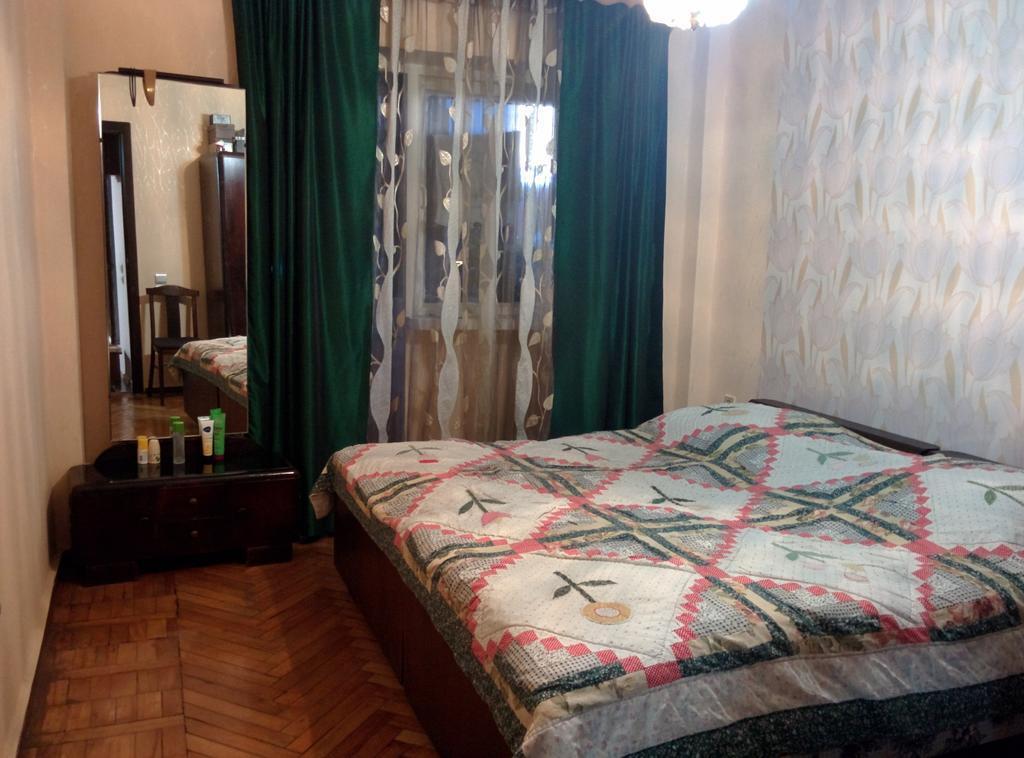 Батуми: Akhmeteli Apartment