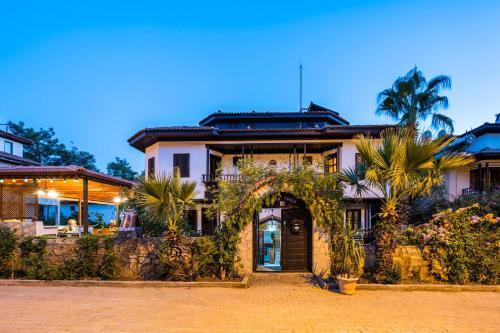 Акьяка: Villa Yonca