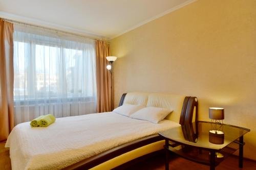 Минск: Aparton. Nezavisimosti Prospekt 75
