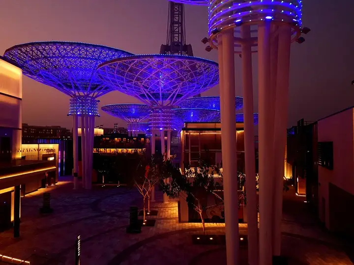 carousel image 5