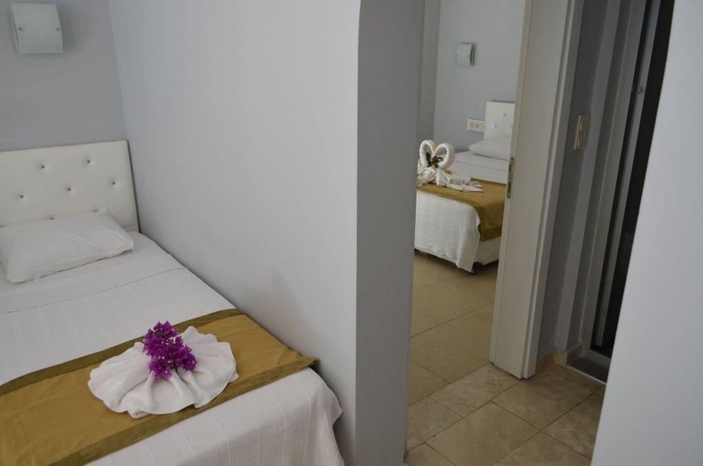 Турунч: Green Park Suites Hotel