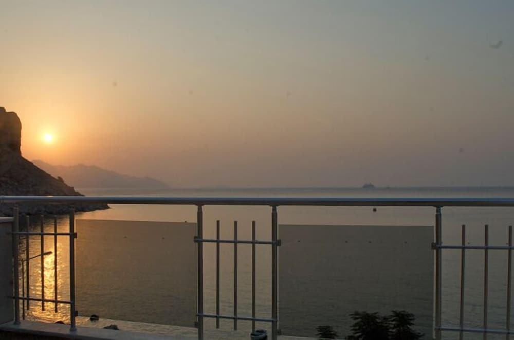 Турунч: Green Park Suites Hotel