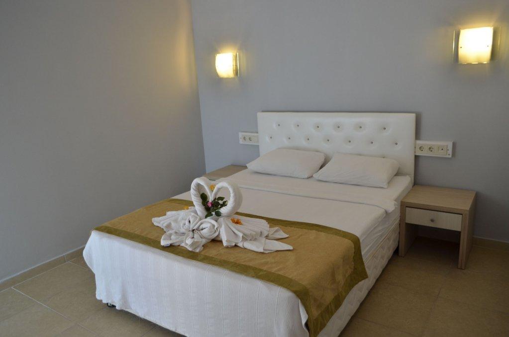 Турунч: Green Park Suites Hotel