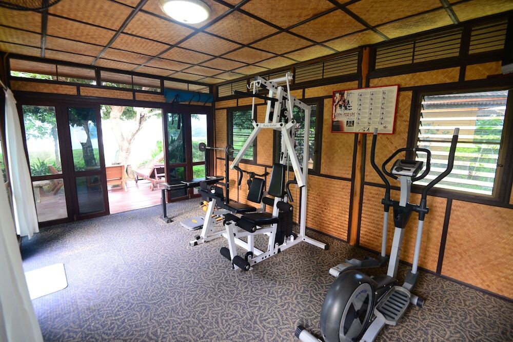 Чианг-Саен: Viang Yonok Hotel Restaurant Sports Club
