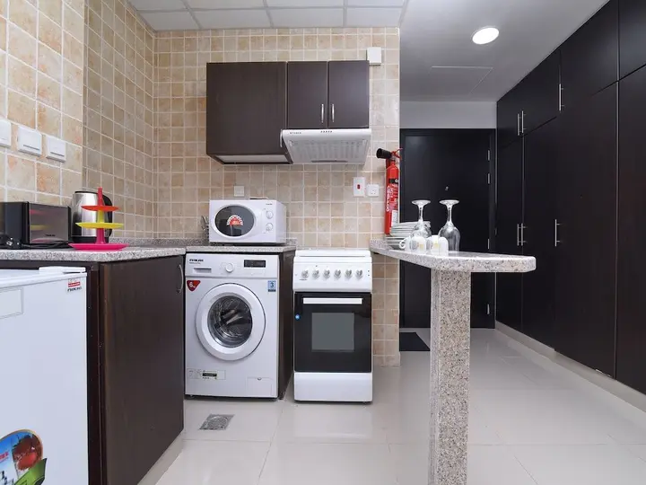 Дубай: OYO 145 Home Marina View Apartment