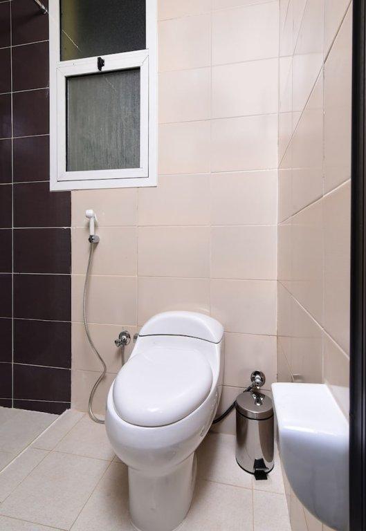 Дубай: OYO 145 Home Marina View Apartment