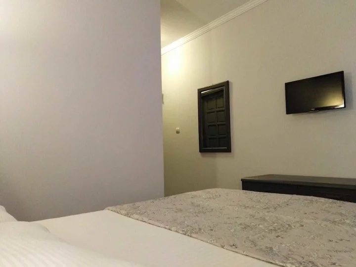 Голькой: Istanbul Hotel