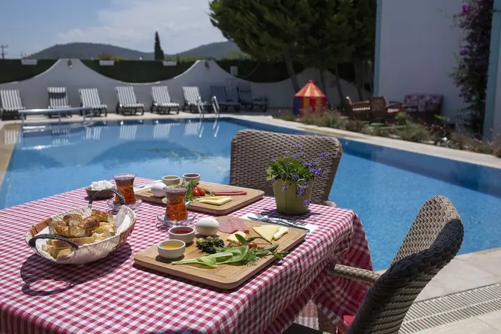 Голькой: Istanbul Hotel