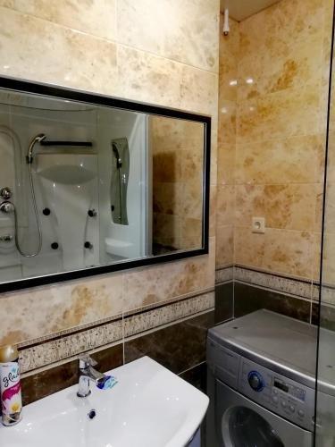 Новокузнецк: Apartment Druzhby 32