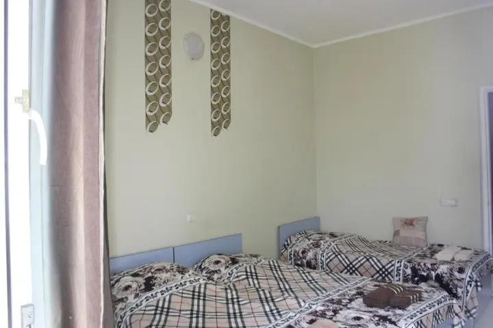 Уреки: Old House Apartments